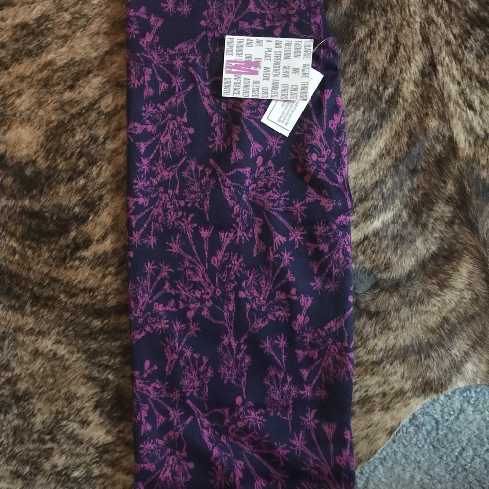 Lularoe Floral Cassie